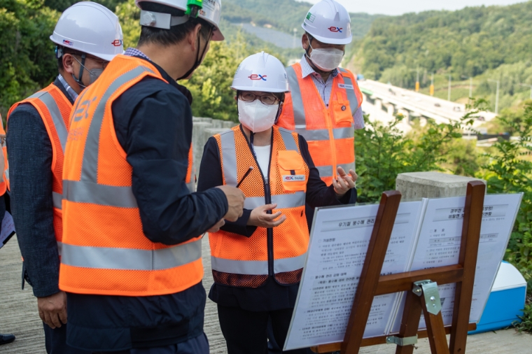 도로공사 김진숙 사장, 풍수해 대비 비탈면 현장 안전점검 실시