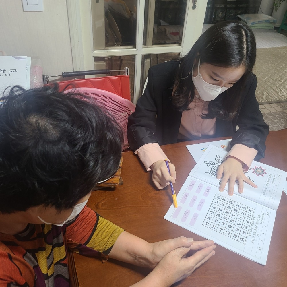 금천구, ‘치매조기진단 동행서비스’ 공모 선정