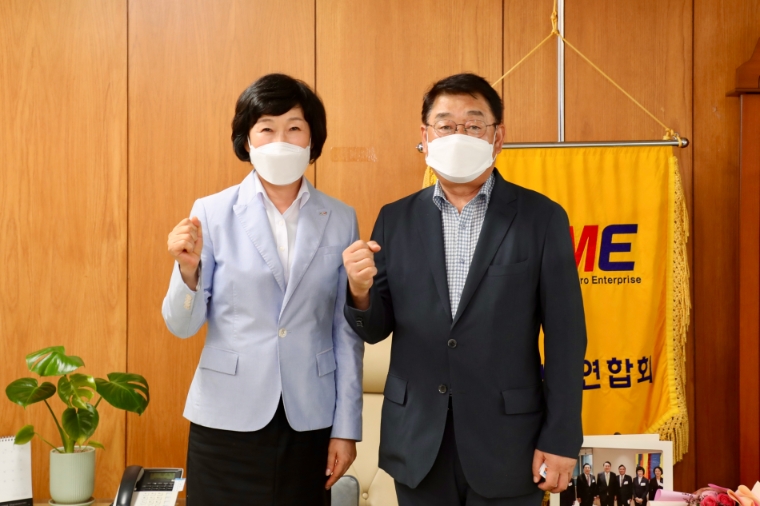 소진공 박성효 이사장, 소상공인연합회 첫 방문