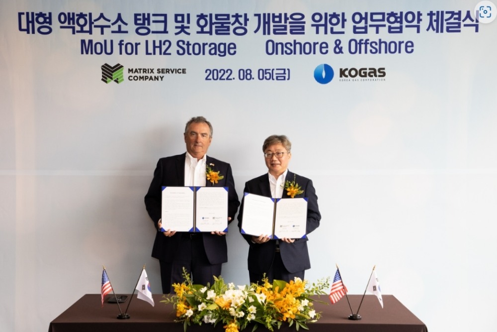 한국가스공사는 지난 5일, 서울 중구 더 플라자 호텔에서 미국 Matrix Service Company와 ‘대형 액화수소 탱크 및 화물창 개발을 위한 업무협약’을 체결했다. (사진=한국가스공사)