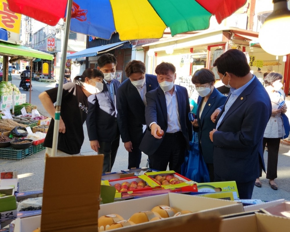 경기도의회 더민주당 대표단 추석맞이 재래시장 방문