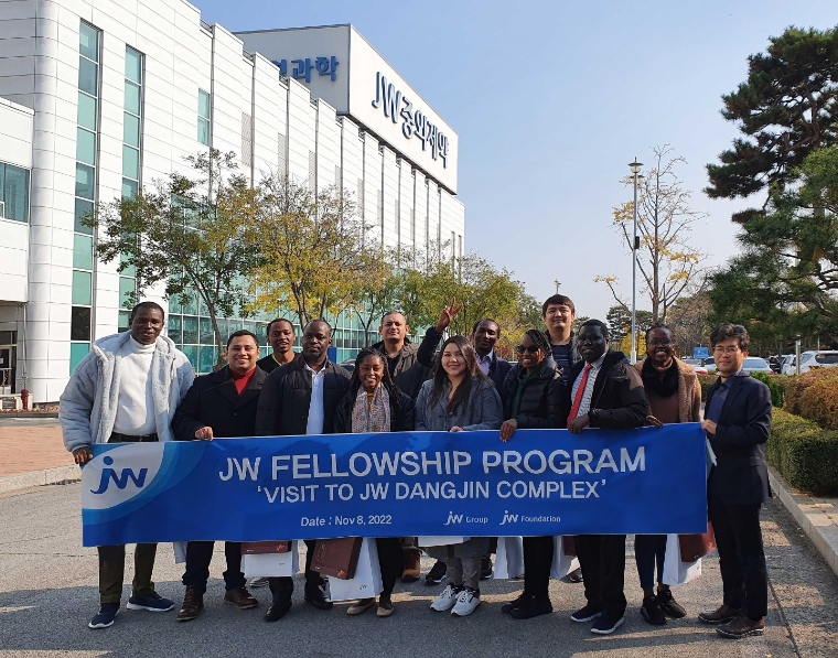 JW그룹, 해외 의료인에 의약품 종합생산시설 당진생산단지 소개