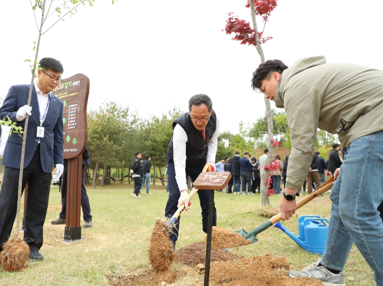 농어촌공사, '꿀벌 귀환 캠페인'으로 ESG 경영 확산