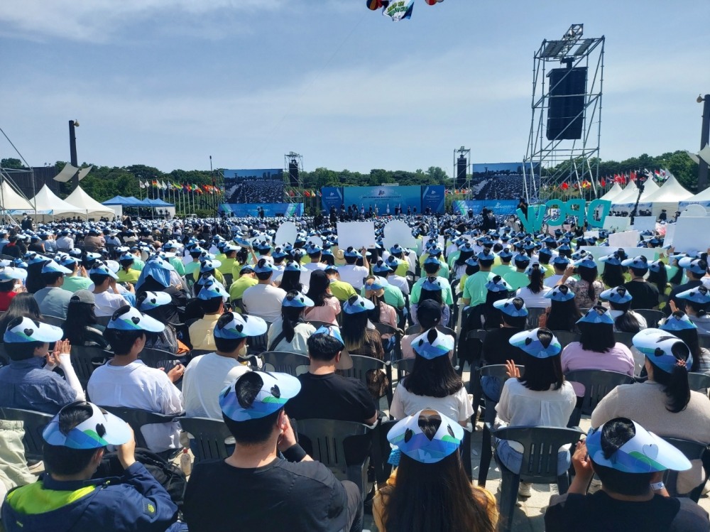 서울 올림픽공원에서 열린 HWPL 세계평화선언문 제 10주년 기념식 및 평화 걷기 행사를 개최 전경. (사진= HWPL )