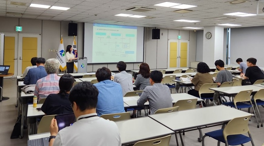 설계안전성검토 컨설팅 진행 중 모습.(사진= 국토안전관리원)
