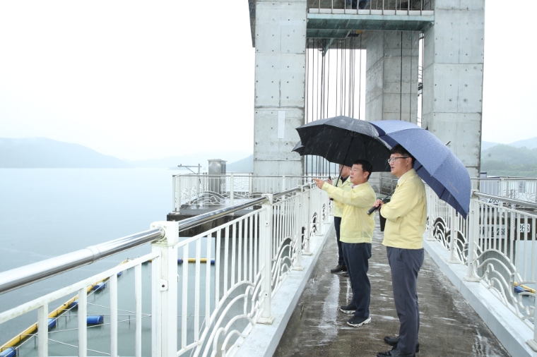 윤석대 수자원공사 사장, 용담댐 홍수대응 현장 긴급 점검