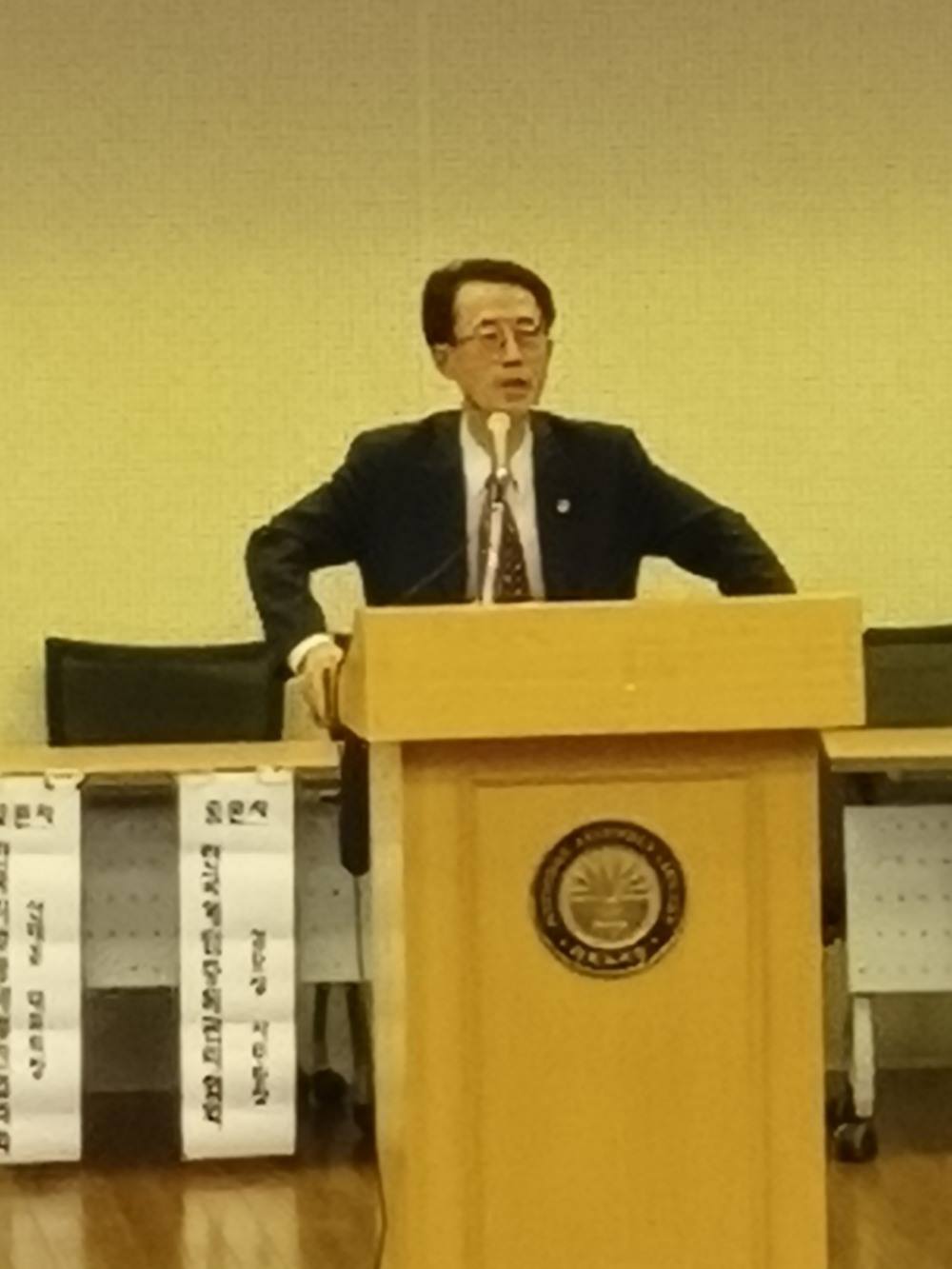 지난 4일, 국회도서관 대강당에서 열린 국민의 힘 4차산업혁명 특별위원회 한대규 위원장이 한민족 대통합 일천만 순수 시민 서명 발대식을 에서 인사말을 하고 있다.