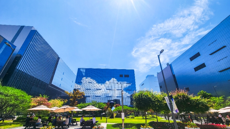 삼성바이오로직스, 창사 이래 최초 상반기 매출 2조 돌파...영업익 9623억원