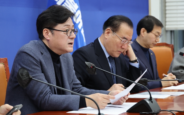 홍익표, 일본 경제성장률 발표에 우려... "경제성장률 25년 만에 뒤져"