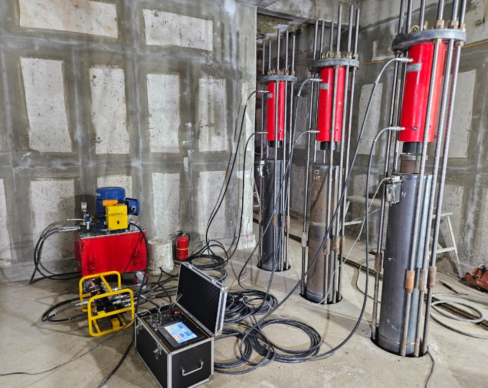 고강성 보강파일 유압장치 및 품질관리장치.(사진=포스코이앤씨)