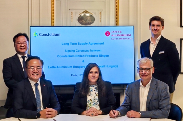 롯데인프라셀, 독일 컨스텔리움과 양극박 원재료 장기공급계약 체결