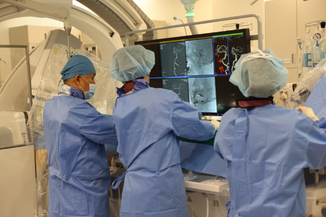 삼성서울병원, 최신 뇌동맥류 스텐트 장비 ‘플로우 다이버터 스텐트 버전3’ 세계 첫 시술