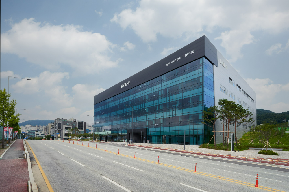 ‘기아 원주 플래그십 스토어’ 외부 전경.(사진=기아)
