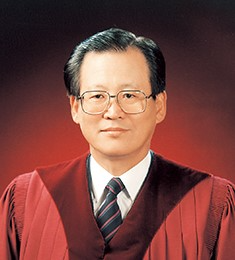 최광률 초대 헌법재판관.(사진=헌법재판소)