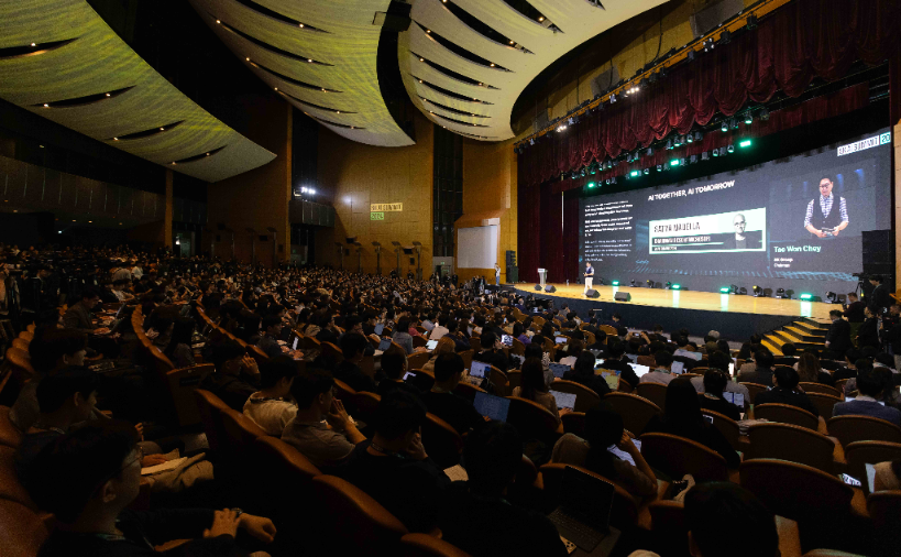 최태원 SK회장이 이끈 ‘SK AI 서밋’ 종료