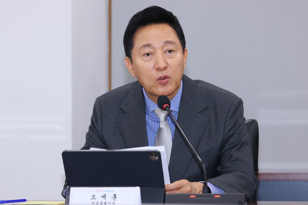 오세훈 서울시장이 11일 오전 서울시청에서 열린 관광분야 비상경제회의에서 발언하고 있다. 사진=연합뉴스