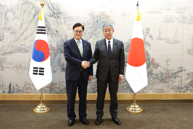 우원식 의장, 이와야 다케시 日 외무대신 접견