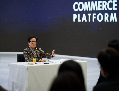 이재현 회장, 올해 첫 현장경영으로 CJ ENM 커머스부문 찾아 임직원 독려