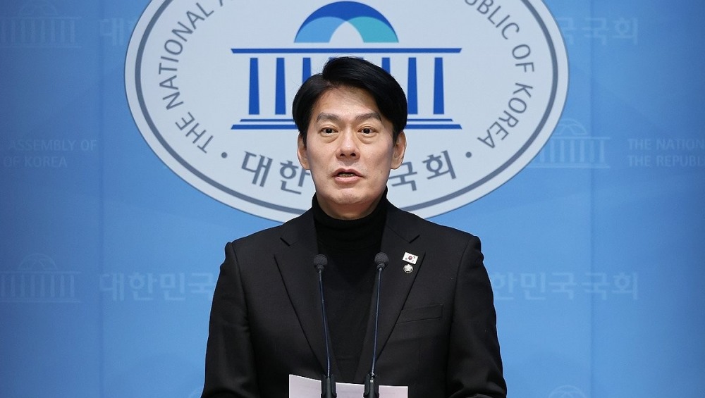 브리핑하는 한민수 대변인(사진=연합뉴스)