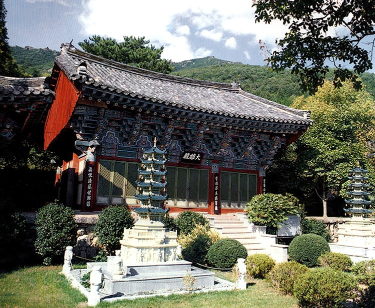 진해 성흥사 대웅전(사진=연합뉴스)