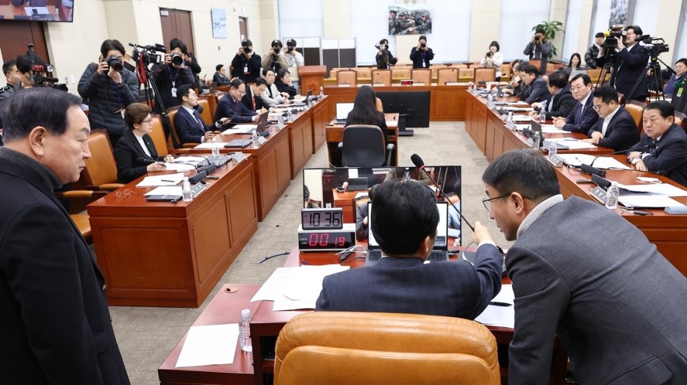 13일 서울 여의도 국회에서 열린 윤석열 정부의 비상계염 선포를 통한 내란 혐의 진상규명 국정조사특별위원회 전체회의(사진=연합뉴스)