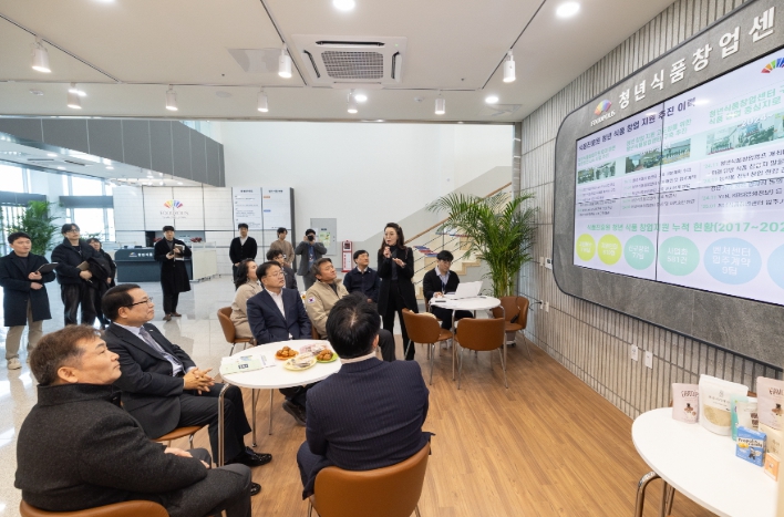 청년 창업 위한 맞춤형 지원 공간