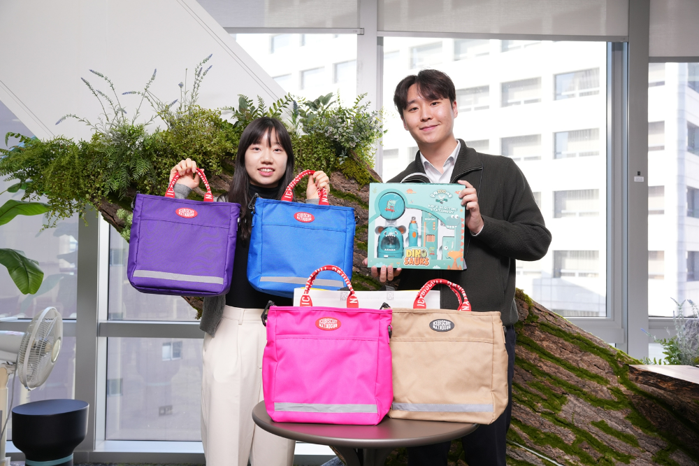 동국제강 초등학교 입학 예정 임직원 자녀 선물.(사진=동국제강그룹)