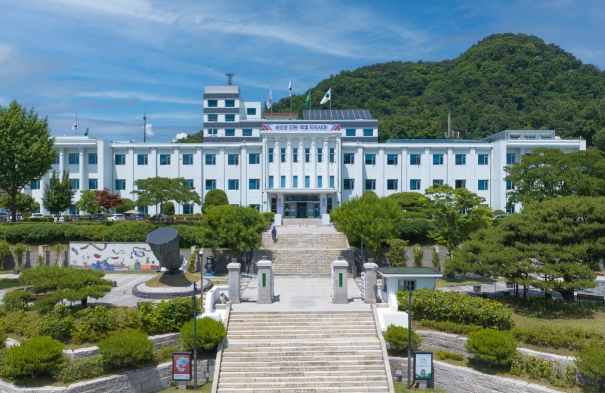 강원특별자치도, 의료공백 해소 위해 두팔 걷어…117억 원 추가 투입 계획