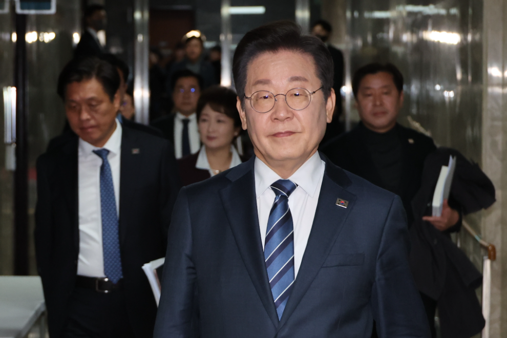 비상의총 참석하는 이재명 대표(사진=연합뉴스)