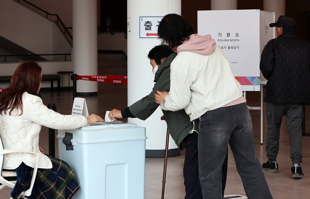 4ㆍ2재보궐선거 투표소(사진=연합뉴스)