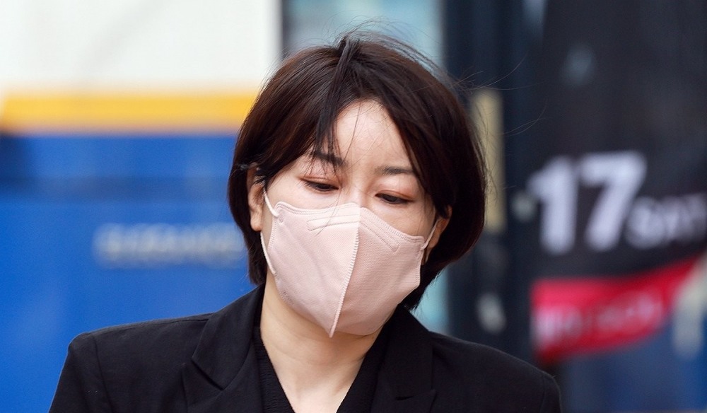 1심 선고 공판 출석하는 문다혜 씨(사진=연합뉴스)