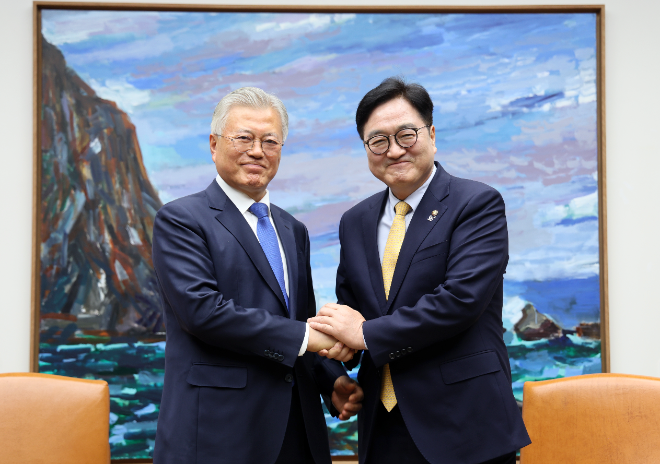 우원식 의장, 문재인 전 대통령 접견