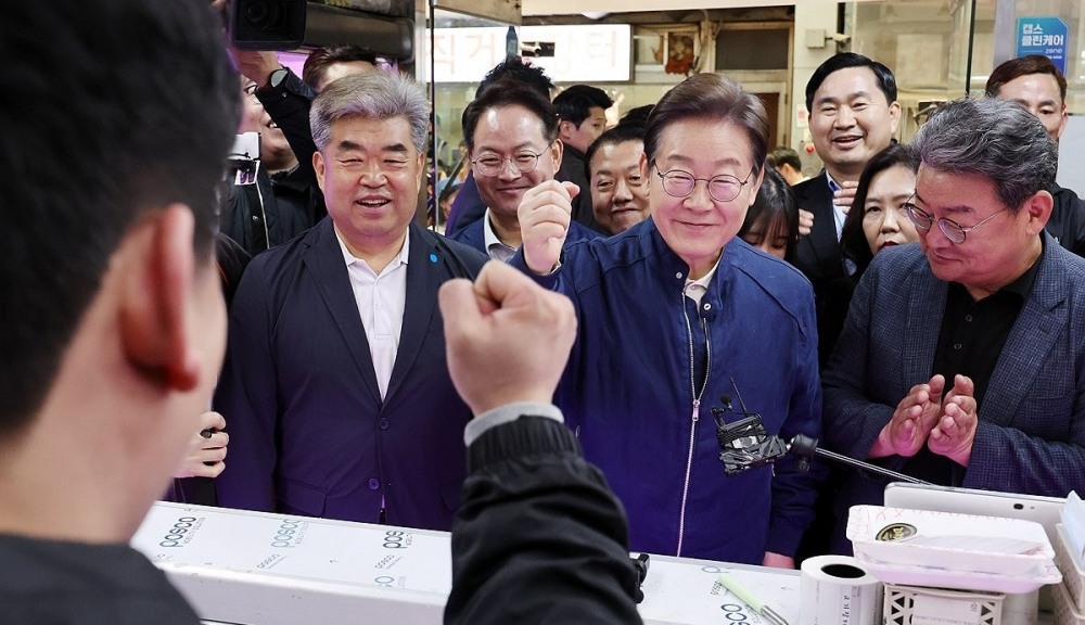 '경청 투어' 시작한 이재명 후보(사진=연합뉴스)