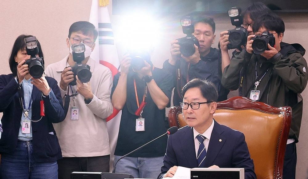 발언하는 박범계 소위원장(사진=연합뉴스)