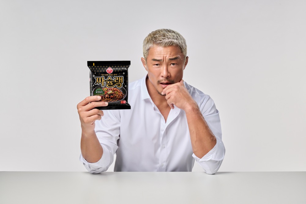 ㈜오뚜기, 짜슐랭 신규 모델에 추성훈 발탁