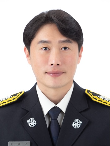 부산 동래소방서 구조대 소방교 천대근.(제공=부산소방재난본부)