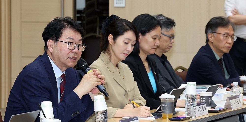 이한주 위원장(사진=연합뉴스)