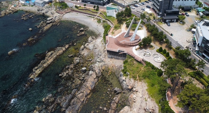 신평소공원이 최근 재정비를 완료하고 지역 대표 명소로 탈바꿈.(제공=부산 기장군)