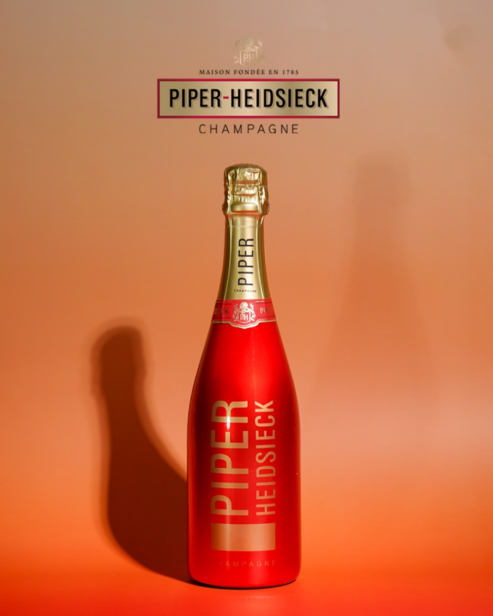 아영FBC 파이퍼 하이직, ‘레드 에디션’ 한정판 선보여