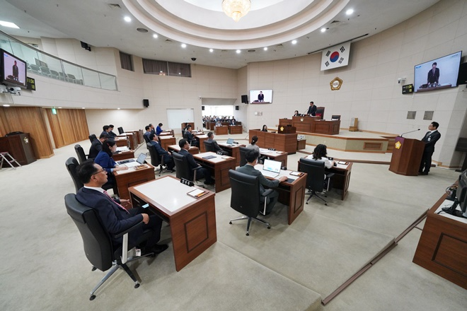 제350회 정례회 본회의 장면.(제공=부산진구의회)