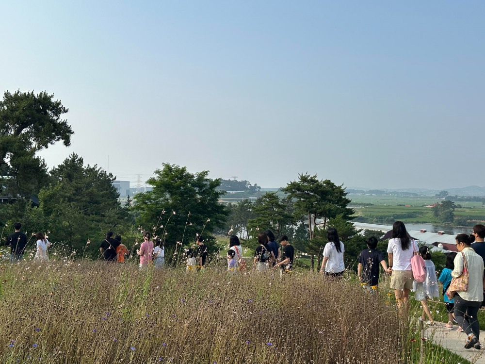 매일유업 진암사회복지재단, 종로구 드림스타트 가정 상하농원 가족캠프 초청