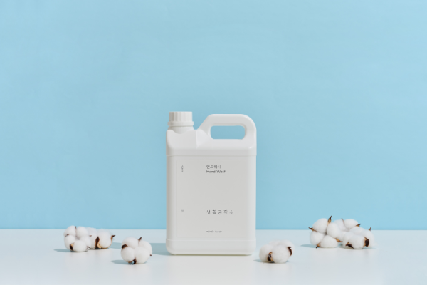 생활공작소, ‘핸드워시 2L 리필 파우더향’ 선보여