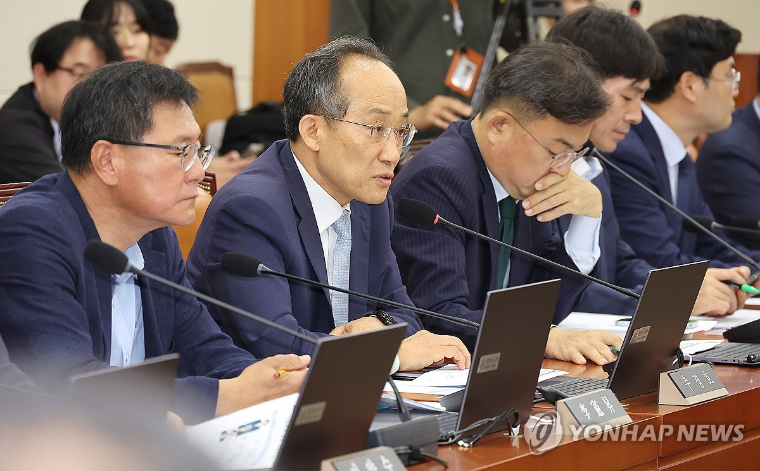 추경호 (왼쪽 두번째) 국회의원 (사진=연합뉴스)