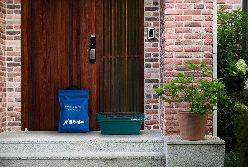 쿠팡, 다회용 ‘에코백’ 도입