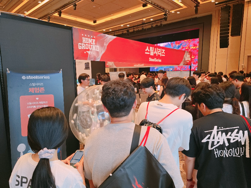 스틸시리즈, 2025 T1 홈그라운드 부스 참가