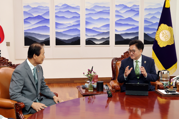 우원식 (오른쪽) 국회의장 (사진=공보수석실)