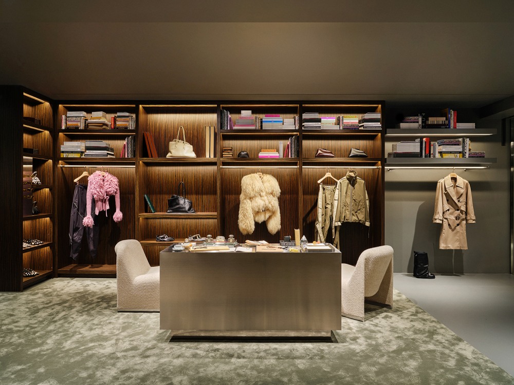 이탈리아 하이엔드 디자이너 브랜드 ‘디아티코’ 갤러리아 백화점 열어