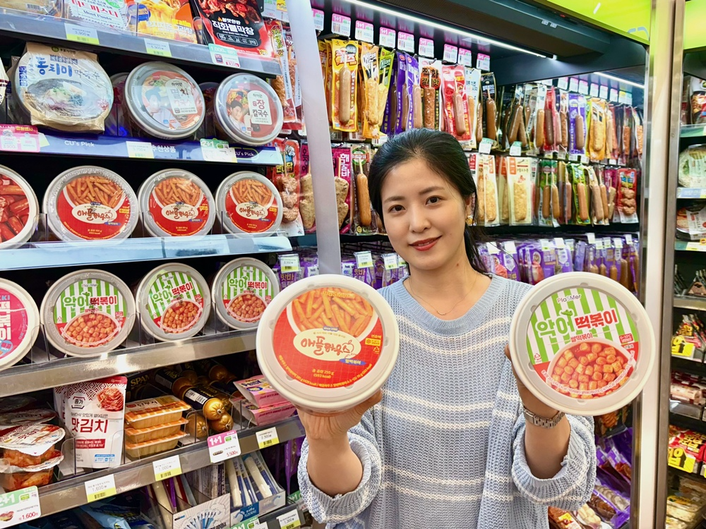 CU, 왕십리 악어떡볶이와 RMR 선보여