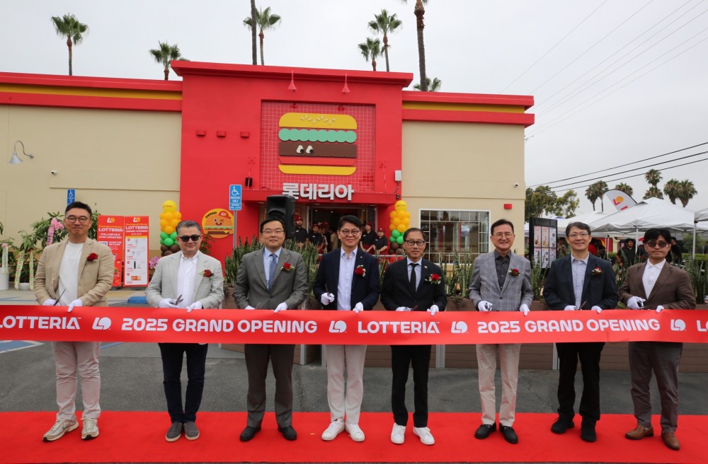 롯데GRS, 롯데리아 풀러튼점 오픈식 진행