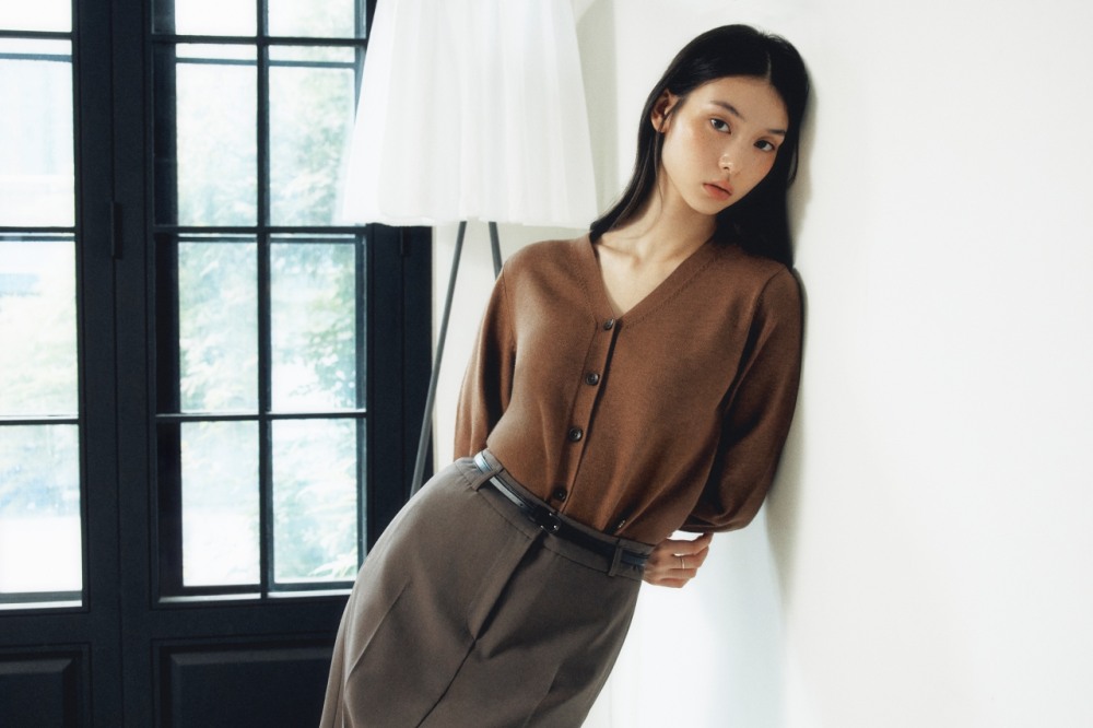 이랜드 로엠, 2025 가을 1차 캠페인 선보여